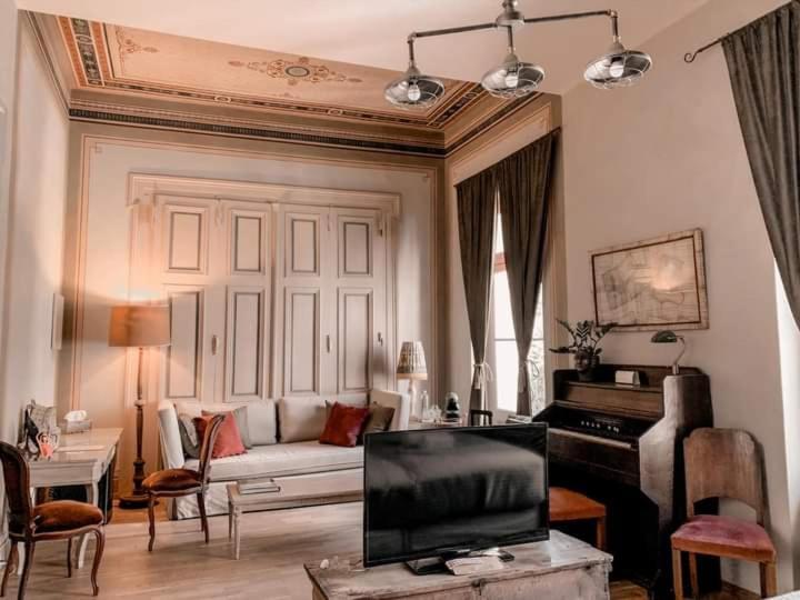 Emporikon Athens Hotel Kültér fotó